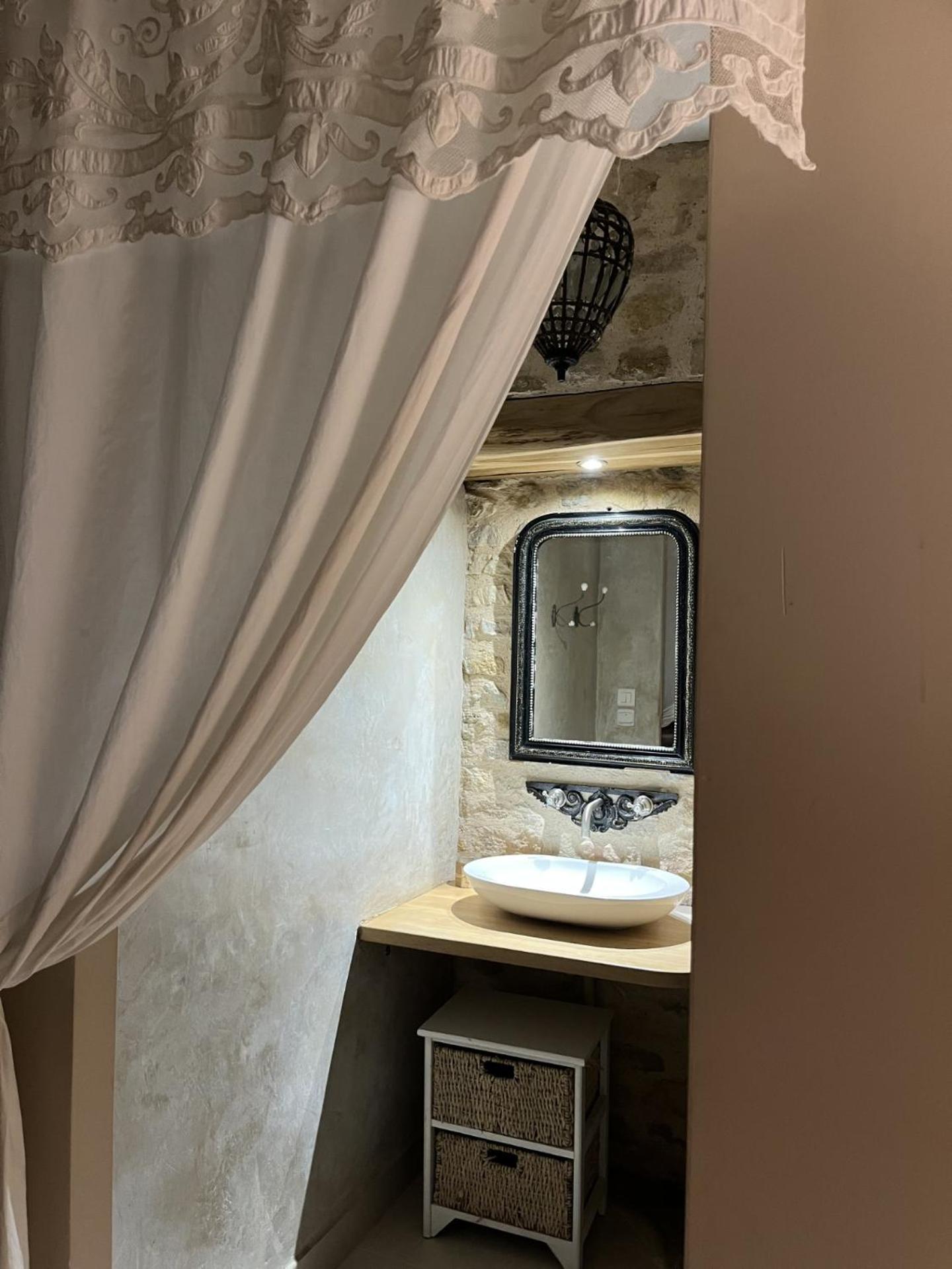 Le Logis D'Hortense Vic-le-Comte Екстер'єр фото