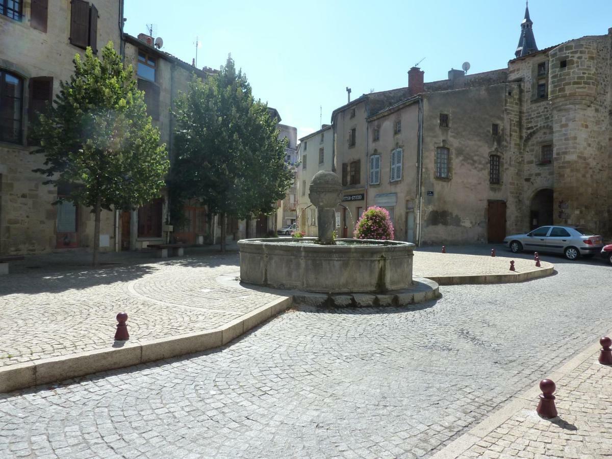 Le Logis D'Hortense Vic-le-Comte Екстер'єр фото